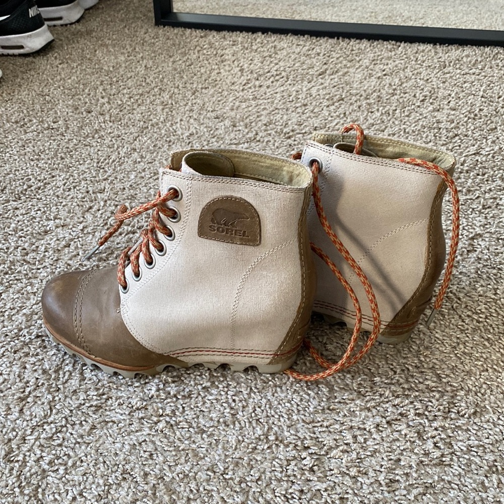 Sorel wedges